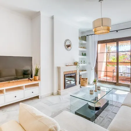 Apartment Deluxe Relax With Pool Estepona